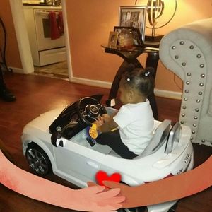 Meet your Posher, Tyrone